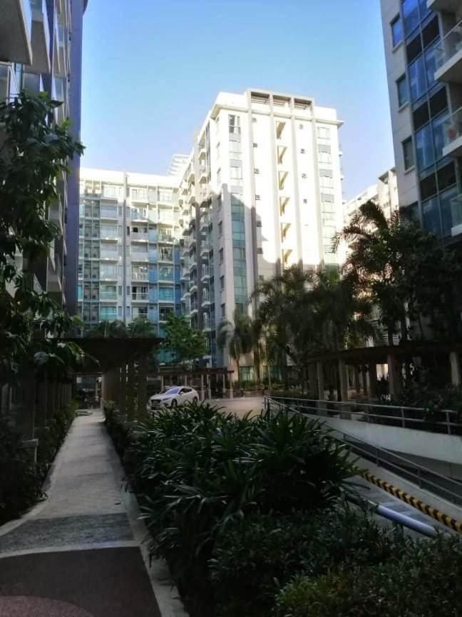 Econo Rooms Two Palm Tree Villa Manila Exterior photo